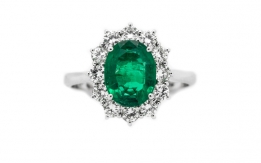Ring with Emerald and Diamond